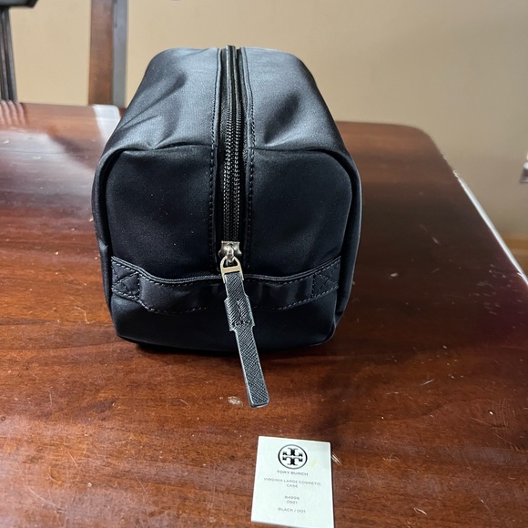 Tory Burch Large nylon cosmetic bag black NEW - Picture 8 of 8